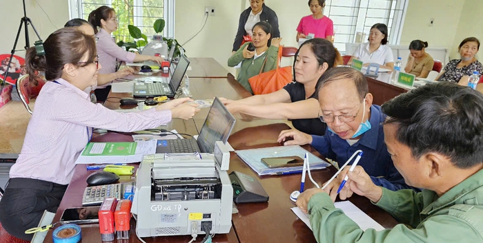 Yên Bái: Đưa nhanh nguồn vốn chính sách về với bà con vùng bị ảnh hưởng mưa lũ- Ảnh 3.