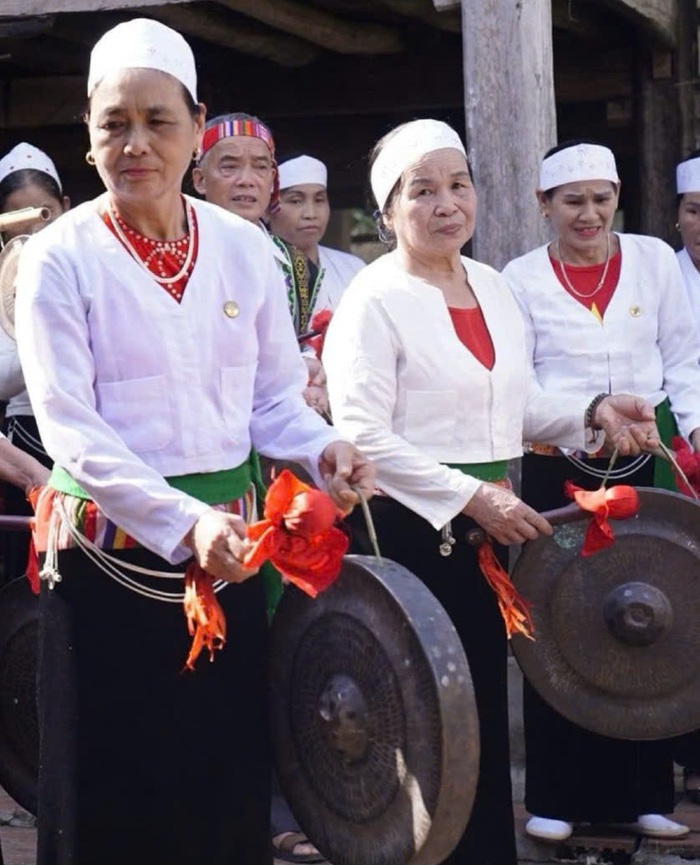 Bảo tồn văn hóa cồng chiêng xứ Mường Kim Thượng- Ảnh 5.