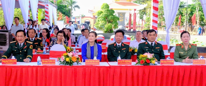 Khánh thành công trình trùng tu, tôn tạo Khu lưu niệm Nữ tướng Nguyễn Thị Định- Ảnh 2.