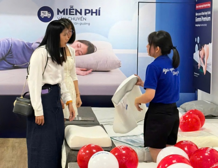 Thiết bị giữ ấm ế ẩm giữa mùa đông - Ảnh 2.