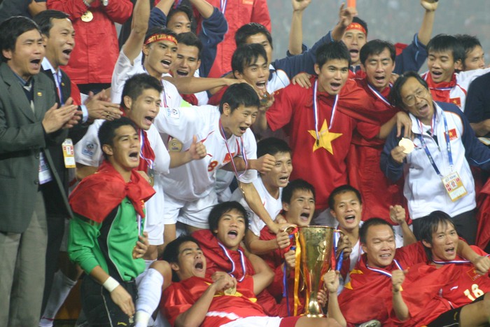 Nhìn lại chiến thắng AFF Cup 2008 của ĐT Việt Nam trước Thái Lan trên sân nhà- Ảnh 10.