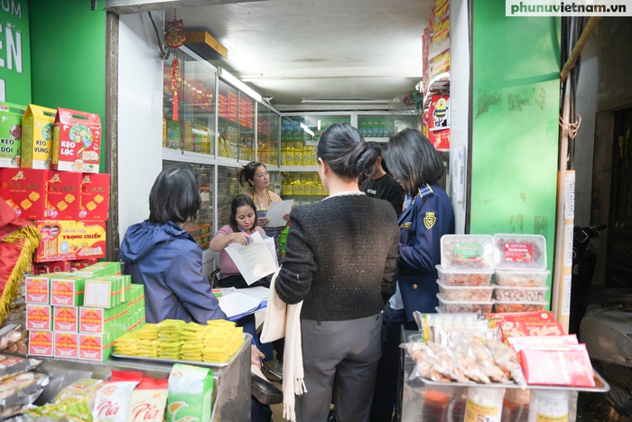 Bánh cốm Hàng Than ế ẩm sau vụ Nguyên Ninh vi phạm an toàn thực phẩm- Ảnh 8.