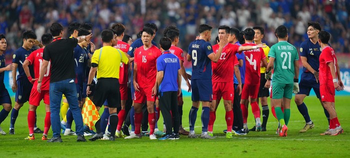 Nhìn lại chiến thắng "nghẹt thở" đưa ĐT Việt Nam vô địch ASEAN Cup - Ảnh 5.