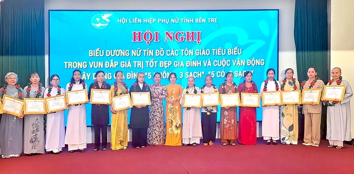 Hương sắc "Tốt đời, đẹp đạo" từ những người phụ nữ Bến Tre- Ảnh 1.