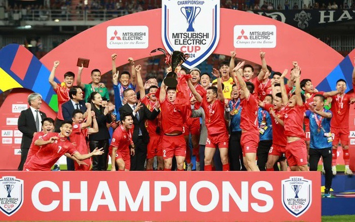 Thủ tướng gặp mặt, chúc mừng Đội tuyển bóng đá Việt Nam vô địch ASEAN Cup- Ảnh 7.