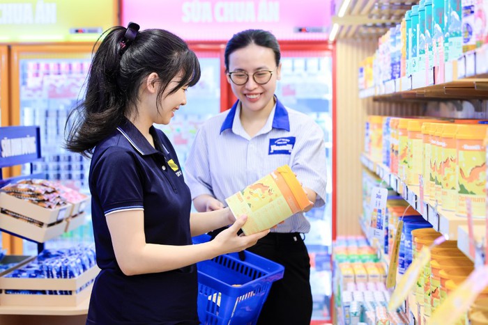 Tại sao Vinamilk đứng đầu danh sách top 25 thương hiệu dẫn đầu 2025 của Forbes Việt Nam? - Ảnh 2.