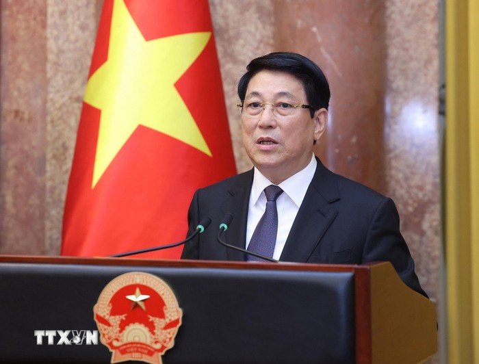 Chủ tịch nước: Các Đại sứ phải làm tốt công tác bảo hộ công dân Việt Nam- Ảnh 1. Chủ tịch nước: Các Đại sứ phải làm tốt công tác bảo hộ công dân Việt Nam- Ảnh 1.