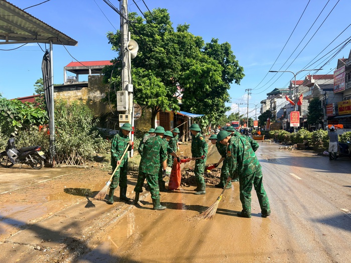 Lạng Sơn: Hơn 2.000 người dân trở lại cuộc sống bình thường sau mưa lũ- Ảnh 5. Lạng Sơn: Hơn 2.000 người dân trở lại cuộc sống bình thường sau mưa lũ- Ảnh 5.