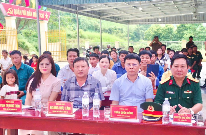 Khánh thành Làng văn hóa Quân - Dân kiểu mẫu xã Mường Típ- Ảnh 1.