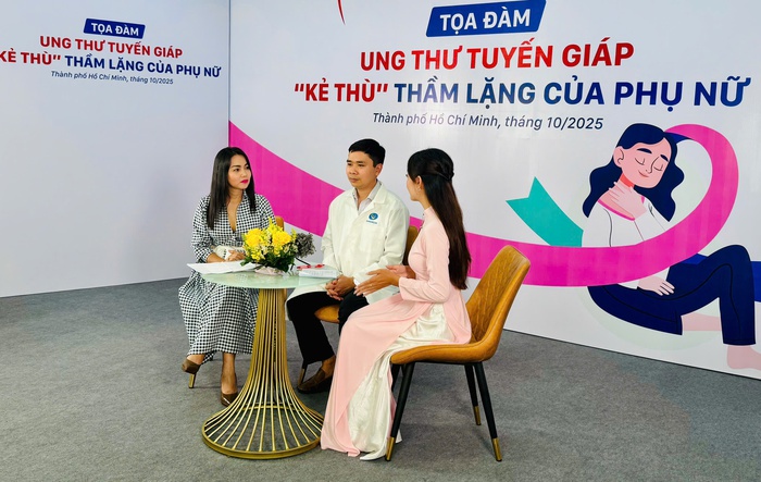 Ca sĩ Amy Lê Anh là khách mời của toạ đàm "Ung thư tuyến giáp - kẻ thù thầm lặng của phụ nữ" Ca sĩ Amy Lê Anh là khách mời của toạ đàm "Ung thư tuyến giáp - kẻ thù thầm lặng của phụ nữ"