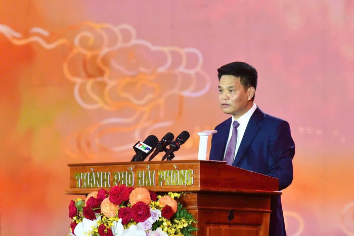 Chủ tịch Quốc hội đánh trống khai hội Côn Sơn - Kiếp Bạc 2025- Ảnh 1. Chủ tịch Quốc hội đánh trống khai hội Côn Sơn - Kiếp Bạc 2025- Ảnh 1.