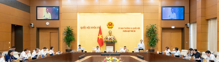 Phó Chủ tịch Quốc hội Nguyễn Thị Thanh: Lương công chức xã rất ít người được hơn 10 triệu đồng- Ảnh 2.