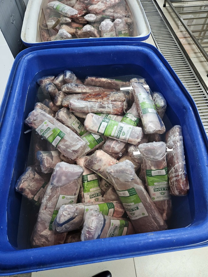 Khởi tố 4 đối tượng “biến hóa” thịt trâu kém chất lượng thành 14 tấn thịt bò Nhật- Ảnh 1.