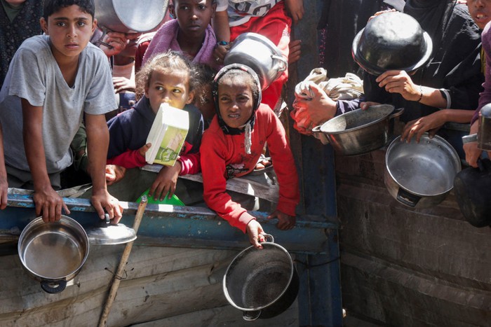 Thỏa thuận ngừng bắn ở Dải Gaza: Thắp hy vọng hóa giải bi kịch cho phụ nữ và trẻ em- Ảnh 2. Thỏa thuận ngừng bắn ở Dải Gaza: Thắp hy vọng hóa giải bi kịch cho phụ nữ và trẻ em- Ảnh 2.