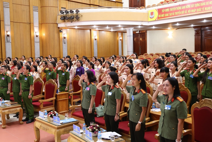 Hội Phụ nữ Học viện CSND làm tốt vai trò tham mưu quy hoạch, đào tạo, bổ nhiệm cán bộ nữ- Ảnh 1. Hội Phụ nữ Học viện CSND làm tốt vai trò tham mưu quy hoạch, đào tạo, bổ nhiệm cán bộ nữ- Ảnh 1.