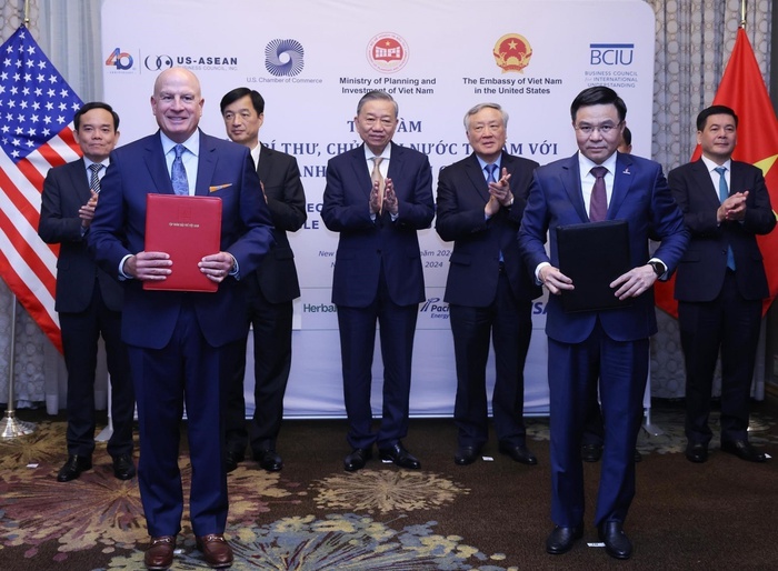 Petrovietnam đẩy mạnh hợp tác và chuyển đổi số trong lọc hóa dầu- Ảnh 3. Petrovietnam đẩy mạnh hợp tác và chuyển đổi số trong lọc hóa dầu- Ảnh 3.
