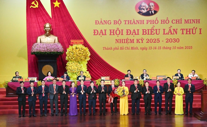 Bế mạc Đại hội Đảng bộ TPHCM lần thứ I, nhiệm kỳ 2025 - 2030- Ảnh 2. Bế mạc Đại hội Đảng bộ TPHCM lần thứ I, nhiệm kỳ 2025 - 2030- Ảnh 2.