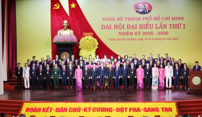 Bế mạc Đại hội Đảng bộ TPHCM lần thứ I, nhiệm kỳ 2025 - 2030- Ảnh 3. Bế mạc Đại hội Đảng bộ TPHCM lần thứ I, nhiệm kỳ 2025 - 2030- Ảnh 3.