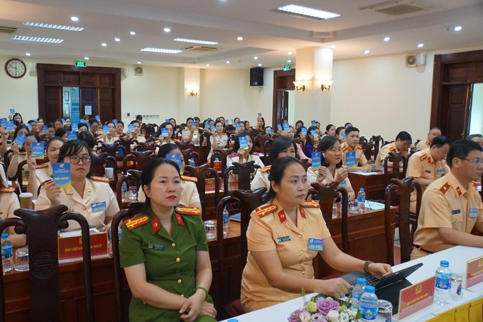 Phụ nữ Cảnh sát giao thông xây dựng nhiều công trình, mô hình hiệu quả, thiết thực- Ảnh 3.