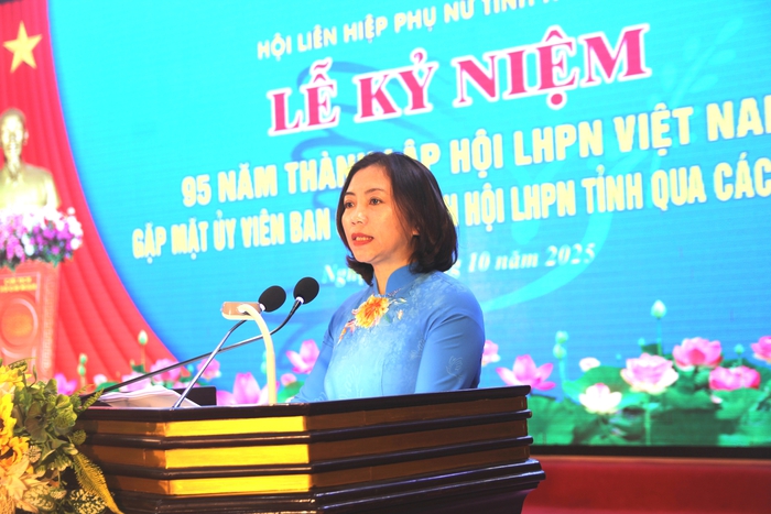 Nghệ An kỷ niệm 95 năm thành lập Hội LHPN Việt Nam- Ảnh 1. Nghệ An kỷ niệm 95 năm thành lập Hội LHPN Việt Nam- Ảnh 1.