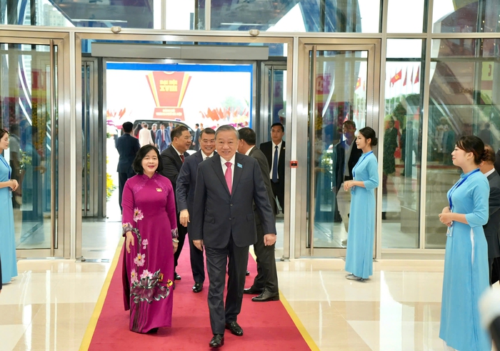 Tổng Bí thư Tô Lâm dự Đại hội đại biểu Đảng bộ Hà Nội lần thứ XVIII- Ảnh 1. Tổng Bí thư Tô Lâm dự Đại hội đại biểu Đảng bộ Hà Nội lần thứ XVIII- Ảnh 1.