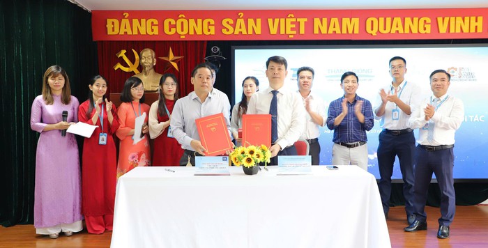 Học viện Phụ nữ Việt Nam ký kết với các doanh nghiệp công nghệ thông tin, gắn kết đào tạo với thực tiễn - Ảnh 1. Học viện Phụ nữ Việt Nam ký kết với các doanh nghiệp công nghệ thông tin, gắn kết đào tạo với thực tiễn - Ảnh 1.