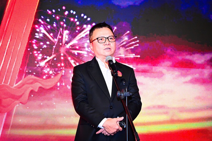 Ông Lê Quốc Minh, Ủy viên Trung ương Đảng, Tổng Biên tập Báo Nhân Dân, Phó Trưởng ban Tuyên giáo và Dân vận Trung ương, Chủ tịch Hội Nhà báo Việt Nam phát biểu tại lễ ra mắt Ông Lê Quốc Minh, Ủy viên Trung ương Đảng, Tổng Biên tập Báo Nhân Dân, Phó Trưởng ban Tuyên giáo và Dân vận Trung ương, Chủ tịch Hội Nhà báo Việt Nam phát biểu tại lễ ra mắt