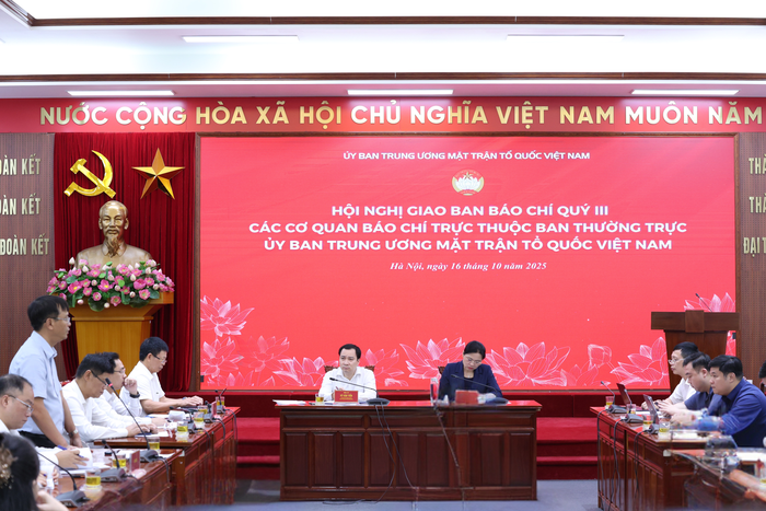 Báo chí khối Mặt trận Tổ quốc: Tinh gọn bộ máy, nâng cao hiệu quả hoạt động - Ảnh 4. Báo chí khối Mặt trận Tổ quốc: Tinh gọn bộ máy, nâng cao hiệu quả hoạt động - Ảnh 4.
