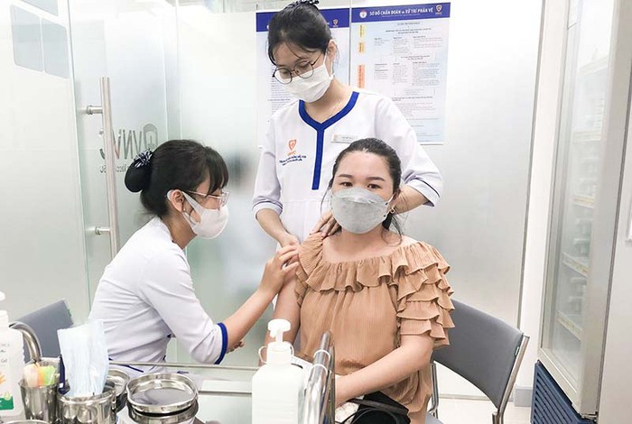 Sau mưa lũ, người dân cần đề phòng vi khuẩn uốn ván xâm nhập- Ảnh 2. Sau mưa lũ, người dân cần đề phòng vi khuẩn uốn ván xâm nhập- Ảnh 2.