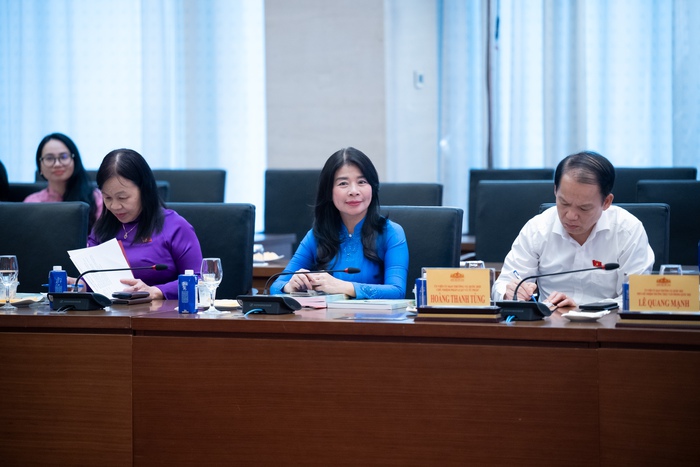 Chủ tịch Quốc hội: Mong các nữ đại biểu phát huy trí tuệ cho Kỳ họp thứ 10- Ảnh 3. Chủ tịch Quốc hội: Mong các nữ đại biểu phát huy trí tuệ cho Kỳ họp thứ 10- Ảnh 3.