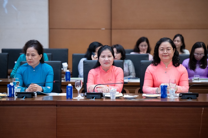 Chủ tịch Quốc hội: Mong các nữ đại biểu phát huy trí tuệ cho Kỳ họp thứ 10- Ảnh 2. Chủ tịch Quốc hội: Mong các nữ đại biểu phát huy trí tuệ cho Kỳ họp thứ 10- Ảnh 2.