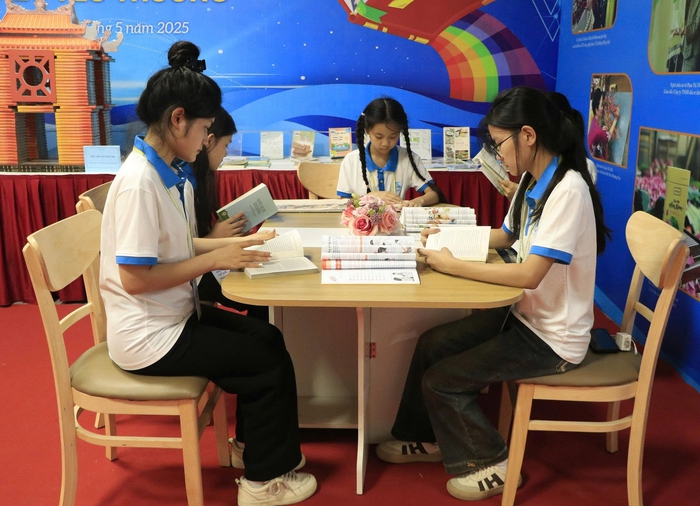 Phụ nữ Thủ đô trong khối đại đoàn kết: Chung tay xây dựng Hà Nội hạnh phúc- Ảnh 5. Phụ nữ Thủ đô trong khối đại đoàn kết: Chung tay xây dựng Hà Nội hạnh phúc- Ảnh 5.