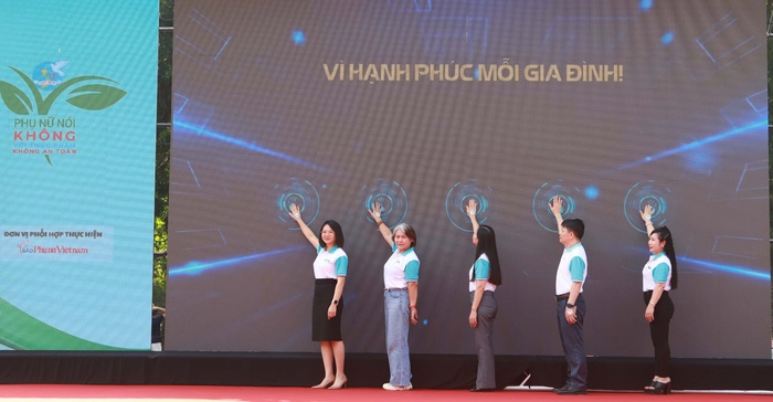 4 cam kết "nói không với thực phẩm không an toàn" của phụ nữ Hải Phòng- Ảnh 2. 4 cam kết "nói không với thực phẩm không an toàn" của phụ nữ Hải Phòng- Ảnh 2.