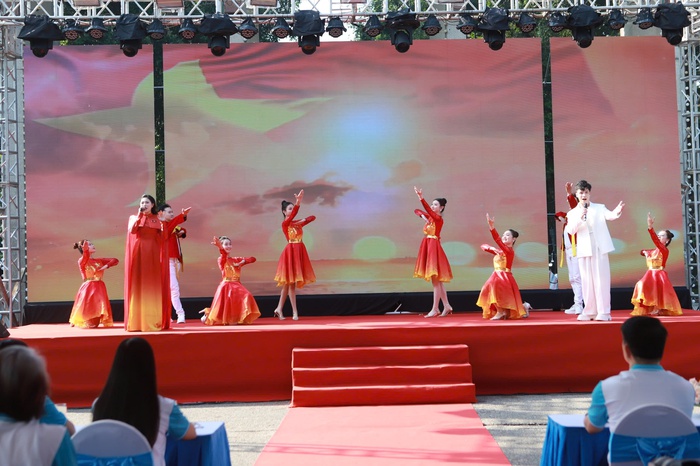 Hội viên phụ nữ và lời cam kết nói không với thực phẩm không an toàn- Ảnh 3. Hội viên phụ nữ và lời cam kết nói không với thực phẩm không an toàn- Ảnh 3.