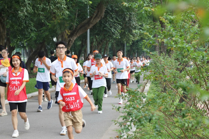 Những khoảnh khắc ấn tượng tại giải "Phụ nữ chạy hưởng ứng Vì môi trường không khói thuốc"- Ảnh 10. Những khoảnh khắc ấn tượng tại giải "Phụ nữ chạy hưởng ứng Vì môi trường không khói thuốc"- Ảnh 10.
