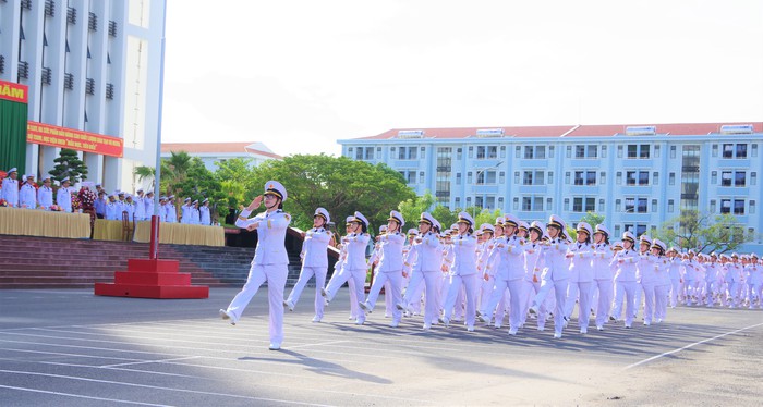 Học viện Hải quân tôn vinh những đóng góp của cán bộ, hội viên nữ- Ảnh 3.