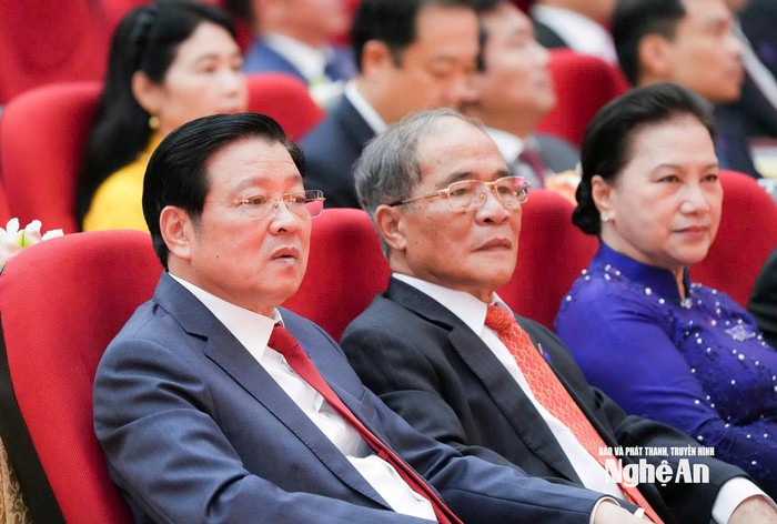 Khai mạc Đại hội đại biểu Đảng bộ tỉnh Nghệ An lần thứ XX: 3 vấn đề then chốt cho nhiệm kỳ mới- Ảnh 1.