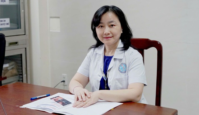 Chủ quan với đau tai kéo dài, nữ bệnh nhân 21 tuổi phải mổ vì có polyp ăn vào xương- Ảnh 2.