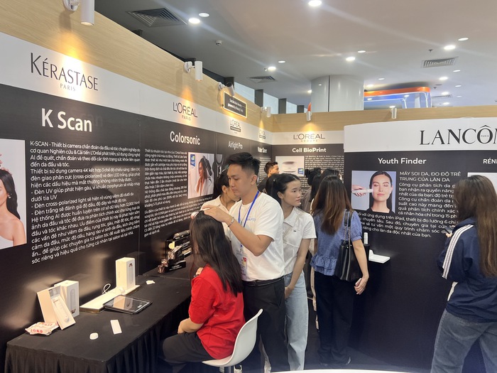 L’Oréal giới thiệu những công nghệ đột phá - Định hình  tương lai ngành làm đẹp thế giới tại Triển lãm quốc tế Đổi mới sáng tạo Việt Nam năm 2025- Ảnh 2.
