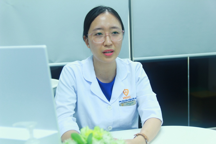 Nguy cơ sốt xuất huyết lan rộng, người dân Hà Nội chủ động tiêm vaccine phòng ngừa- Ảnh 2. Nguy cơ sốt xuất huyết lan rộng, người dân Hà Nội chủ động tiêm vaccine phòng ngừa- Ảnh 2.