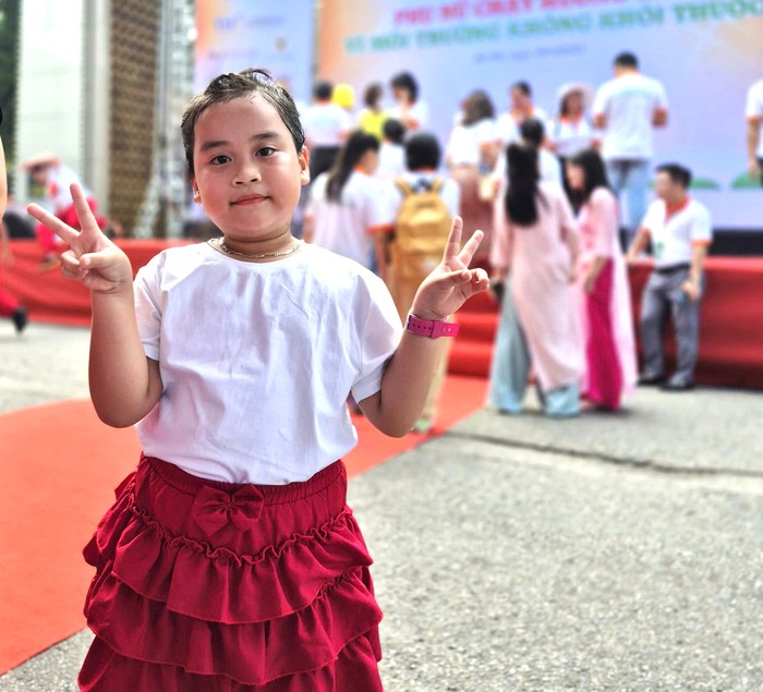 Câu lạc bộ Shuffle Dance Hồ Gươm - nơi khiến trái tim trẻ lại- Ảnh 4. Câu lạc bộ Shuffle Dance Hồ Gươm - nơi khiến trái tim trẻ lại- Ảnh 4.