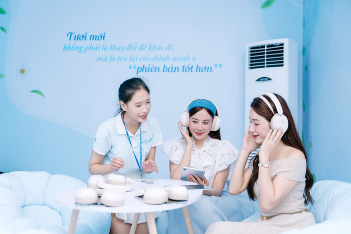 Chạm Phiên Bản Mới - thông điệp Dạ Hương gửi tới phái đẹp nhân dịp 20/10- Ảnh 4. Chạm Phiên Bản Mới - thông điệp Dạ Hương gửi tới phái đẹp nhân dịp 20/10- Ảnh 4.