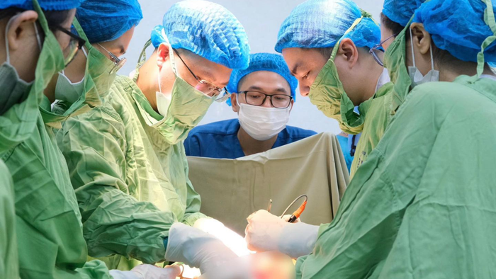 Cứu sống sản phụ sinh mổ lần 5 gặp biến chứng "rau cài răng lược"- Ảnh 1. Cứu sống sản phụ sinh mổ lần 5 gặp biến chứng "rau cài răng lược"- Ảnh 1.