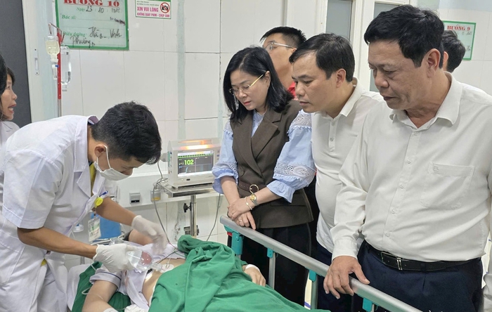 Lời khai của kẻ truy sát khiến 7 người bị thương tại Bệnh viện Sản Nhi Nghệ An- Ảnh 1. Lời khai của kẻ truy sát khiến 7 người bị thương tại Bệnh viện Sản Nhi Nghệ An- Ảnh 1.