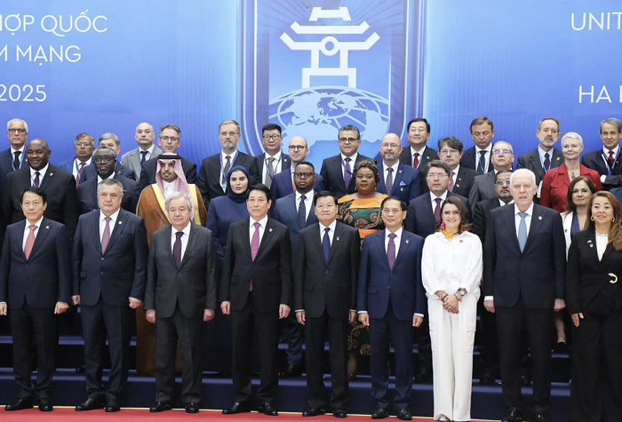 Gần 70 nước ký Công ước Hà Nội trong ngày đầu tiên- Ảnh 1. Gần 70 nước ký Công ước Hà Nội trong ngày đầu tiên- Ảnh 1.