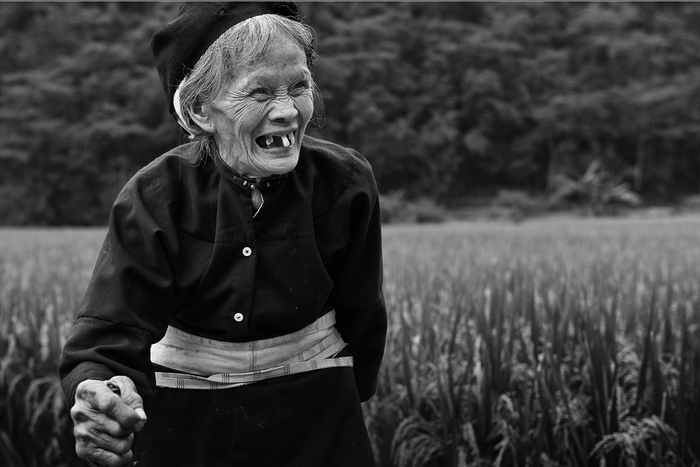 "Cười" - Ảnh: Trần Thế Phong "Cười" - Ảnh: Trần Thế Phong