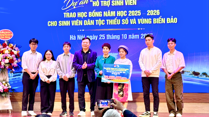 Lan tỏa tinh thần yêu nước từ hành trình “Vì Hoàng Sa – Trường Sa thân yêu”- Ảnh 4. Lan tỏa tinh thần yêu nước từ hành trình “Vì Hoàng Sa – Trường Sa thân yêu”- Ảnh 4.