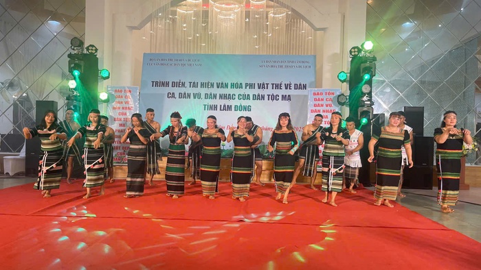 Nâng cao kiến thức về bảo tồn, phát huy giá trị văn hóa truyền thống dân tộc Mạ- Ảnh 5. Nâng cao kiến thức về bảo tồn, phát huy giá trị văn hóa truyền thống dân tộc Mạ- Ảnh 5.