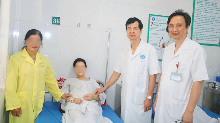 Hội chứng nguy hiểm: Mẹ  Hội chứng nguy hiểm: Mẹ