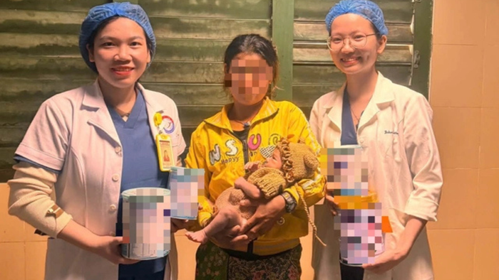 Bé sơ sinh thủng dạ dày vì người nhà cho ăn cơm  - Ảnh 1. Bé sơ sinh thủng dạ dày vì người nhà cho ăn cơm  - Ảnh 1.